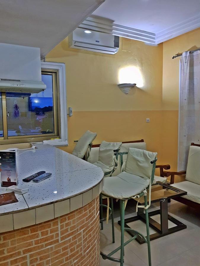 Appartements Chez Leoブラザヴィル エクステリア 写真